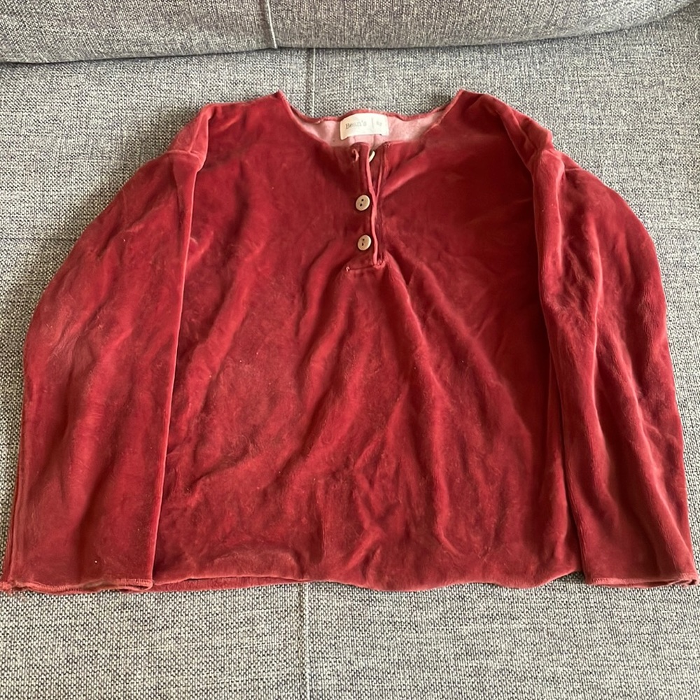 Bean’s Barcelona red velour sweatshirt made in Spain